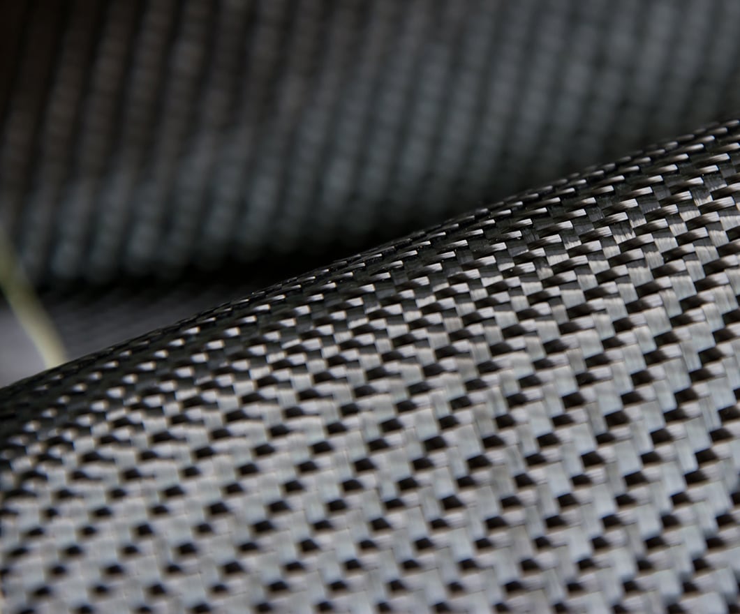 carbon-fiber-fabric-roll-weave-texture-close-up
